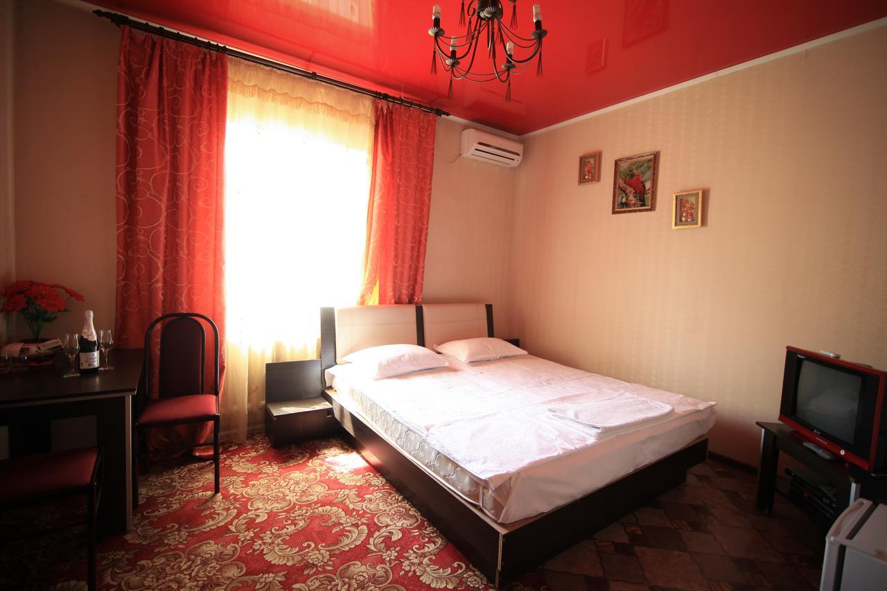 Carzone Motel Bishkek Exterior foto